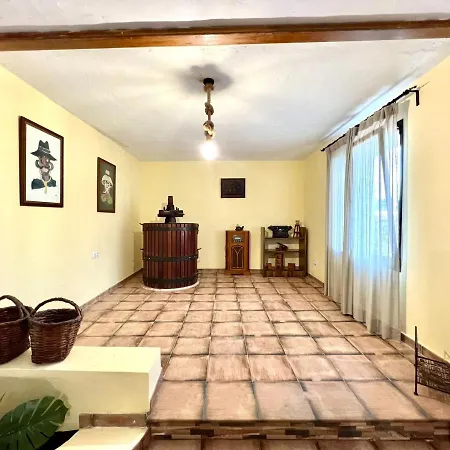 Casa Rural Con Terraza, Barbacoa, Cerca De Mirador Del Rio Apartment *