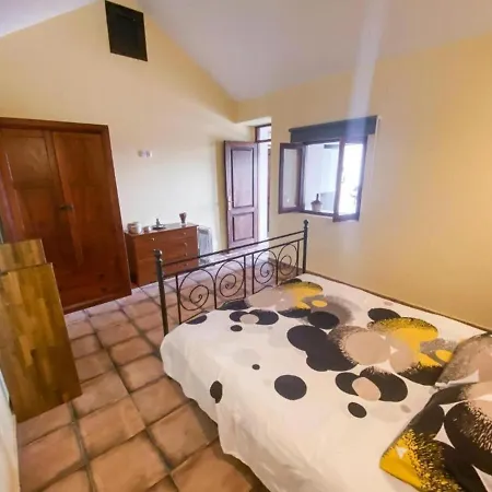 Casa Rural Con Terraza, Barbacoa, Cerca De Mirador Del Rio