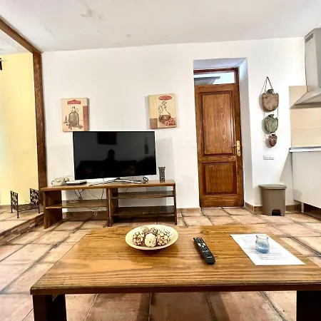 公寓 Casa Rural Con Terraza, Barbacoa, Cerca De Mirador Del Rio