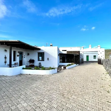 Casa Rural Con Terraza, Barbacoa, Cerca De Mirador Del Rio 公寓